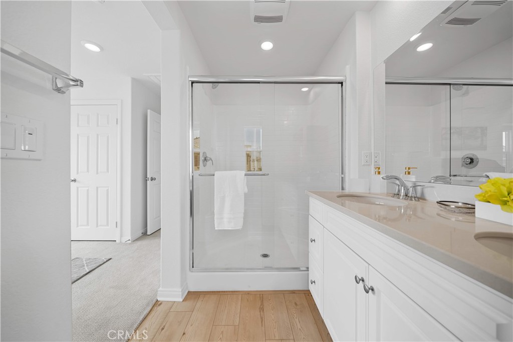 4214 s. Laguna Ave.