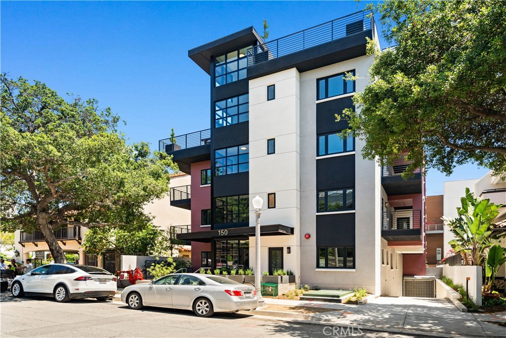 150 S Oak Knoll Avenue 103