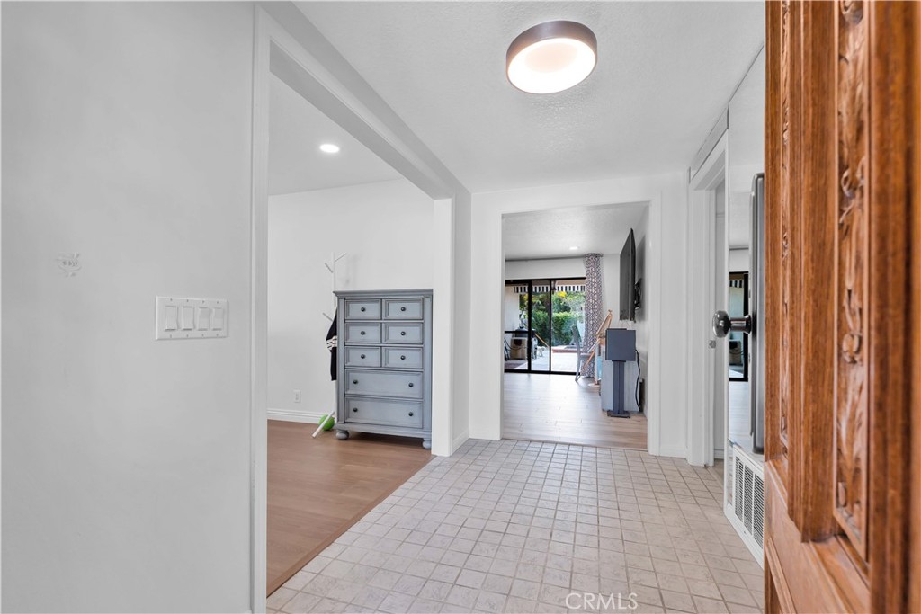 1931 El Sereno Ave
