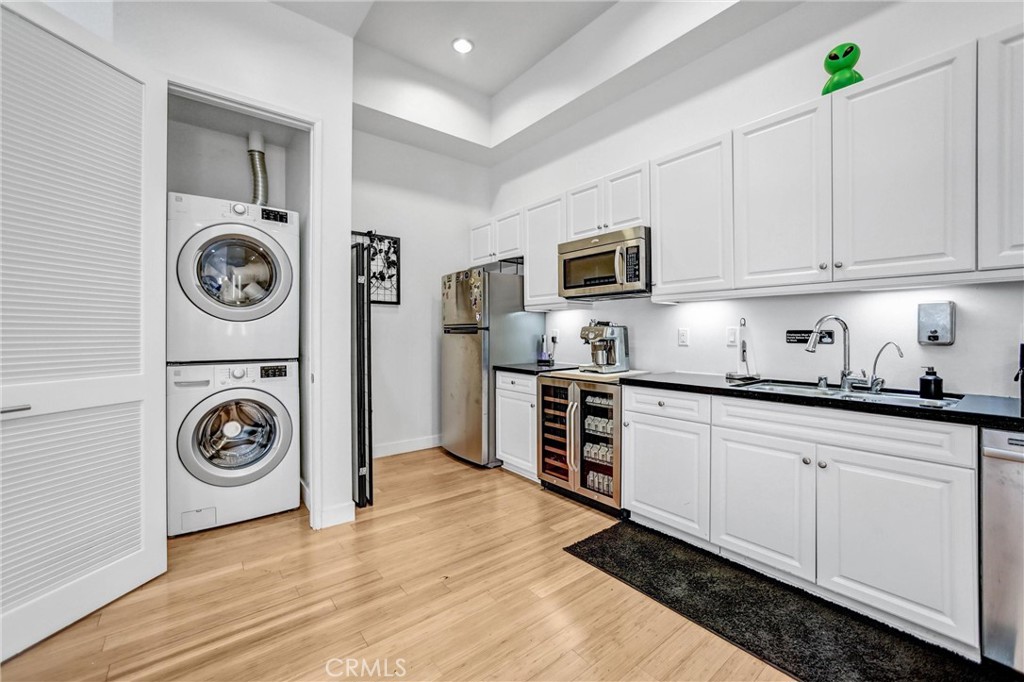 1401 Mission Street 105