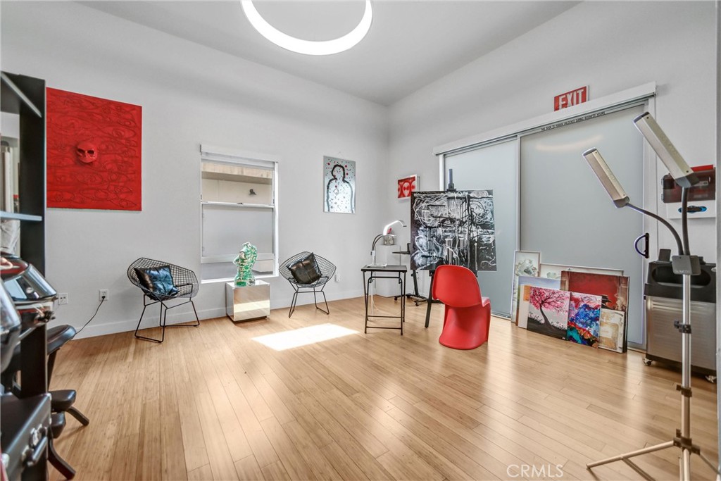 1401 Mission Street 105