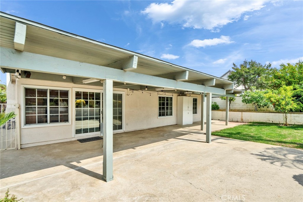 2071 Country Canyon Road