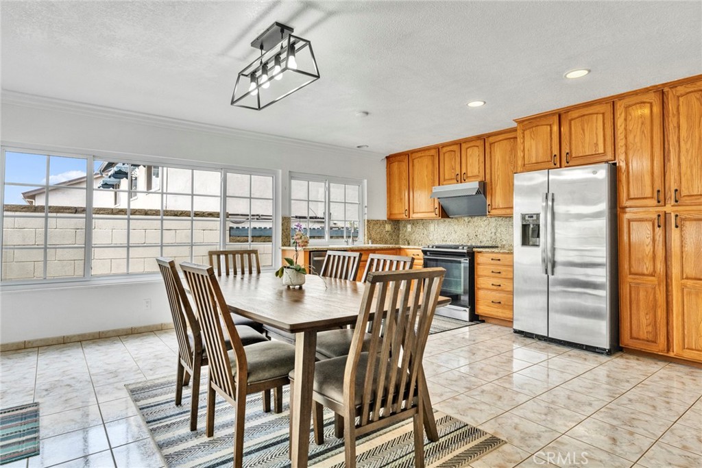 2071 Country Canyon Road