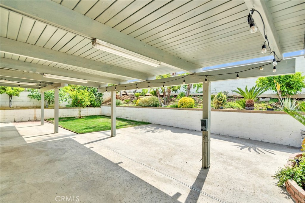 2071 Country Canyon Road