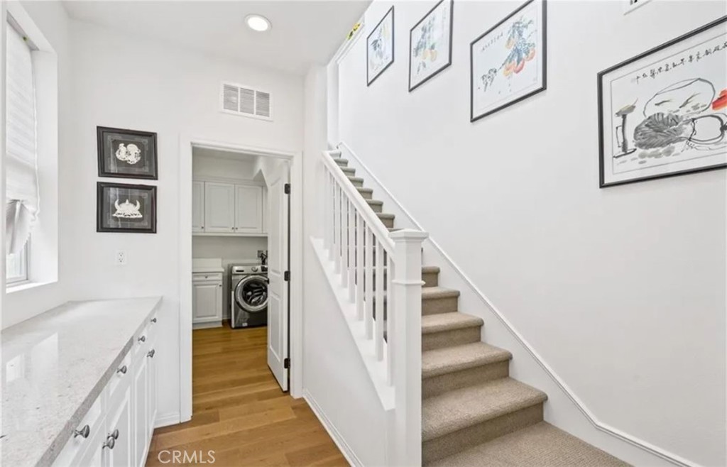 3433 Villa Drive