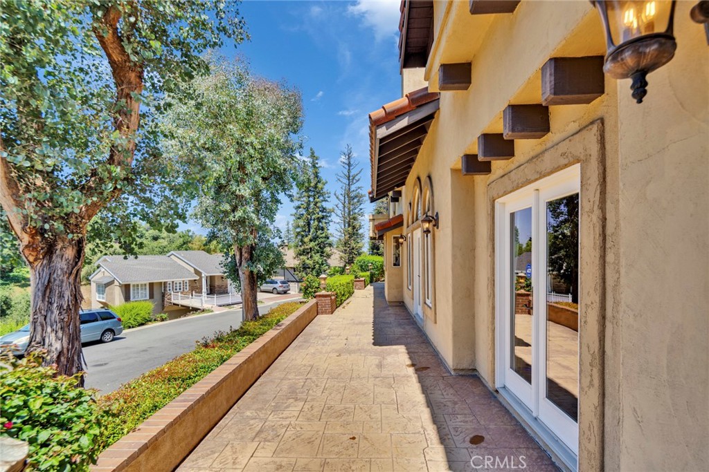 762 Harwood Court