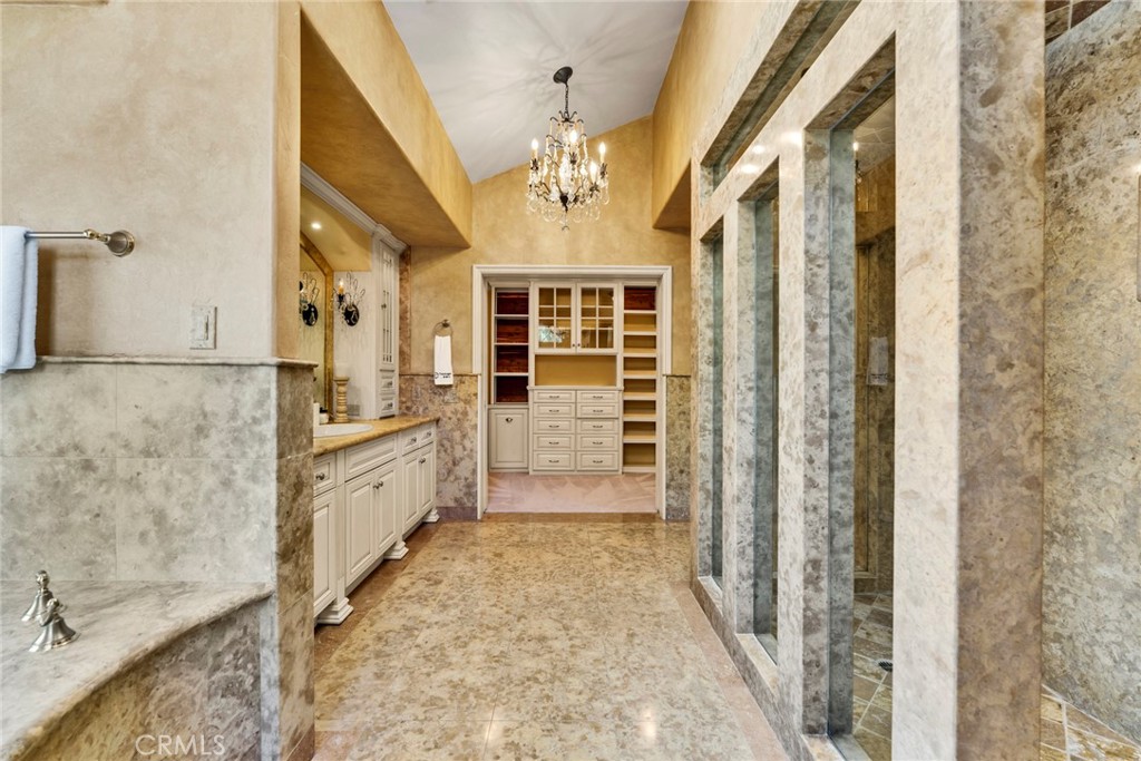 762 Harwood Court