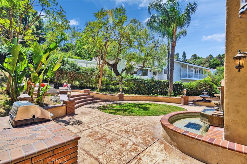 762 Harwood Court