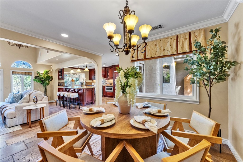 762 Harwood Court
