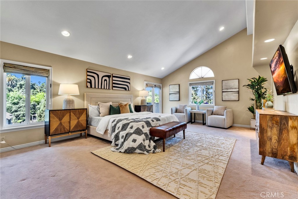 762 Harwood Court