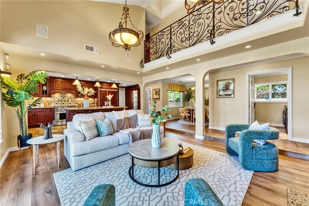 762 Harwood Court
