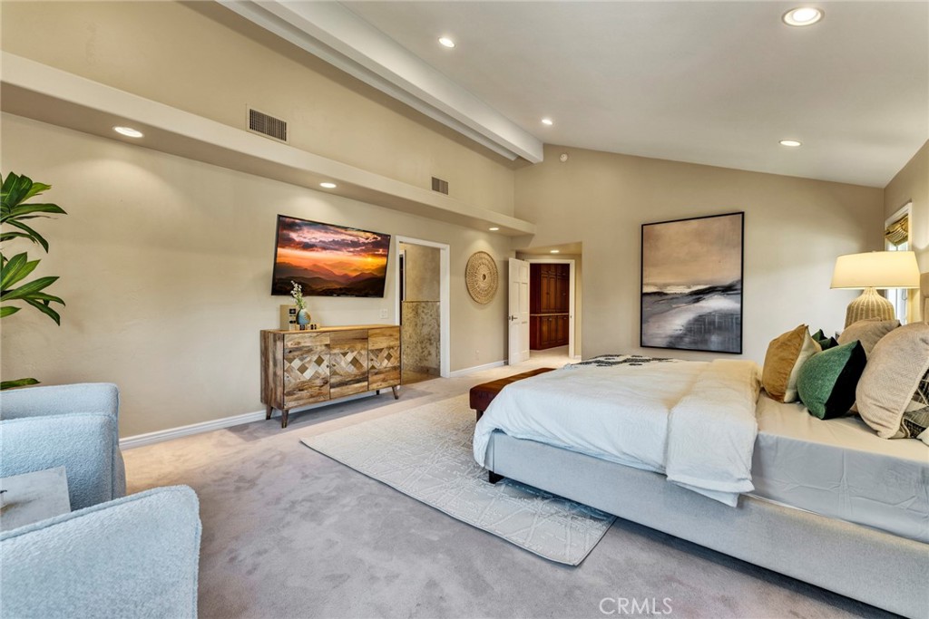 762 Harwood Court