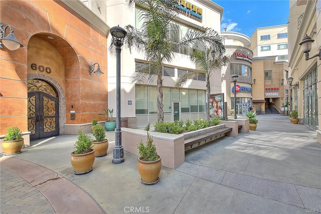 600 N Atlantic Boulevard 316