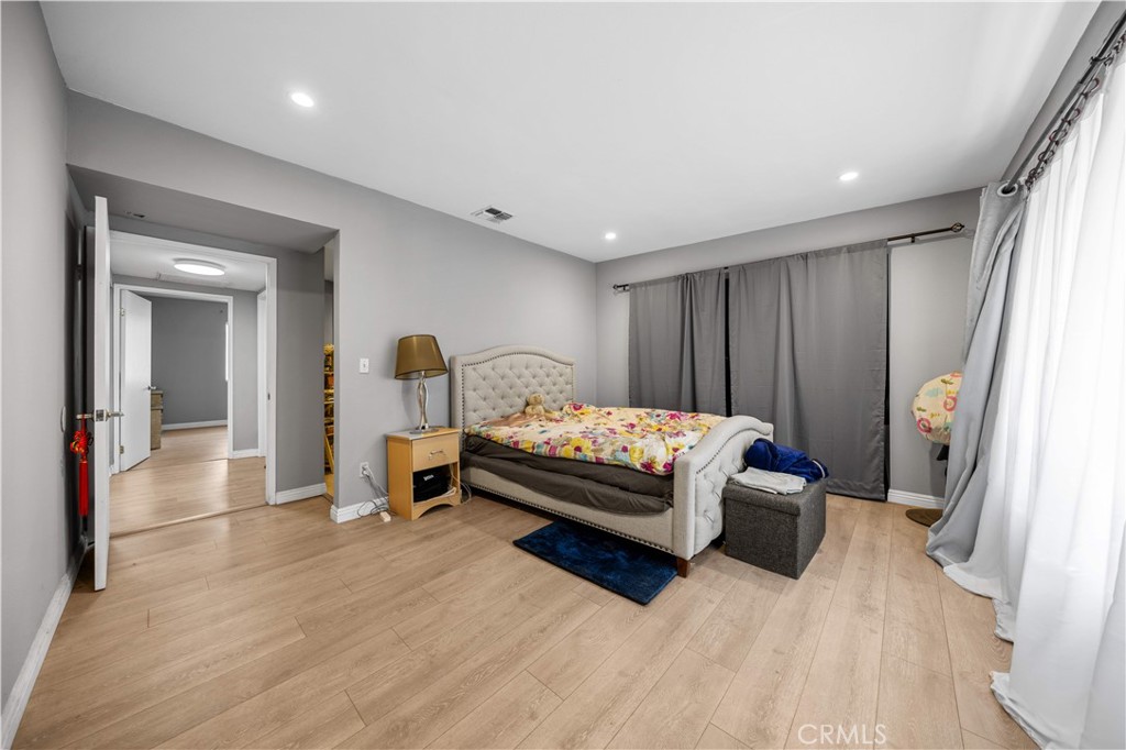 5223 Rosemead Boulevard F
