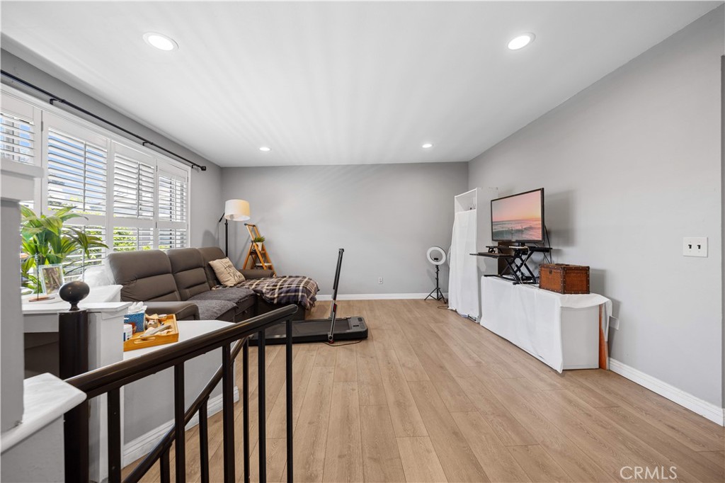 5223 Rosemead Boulevard F