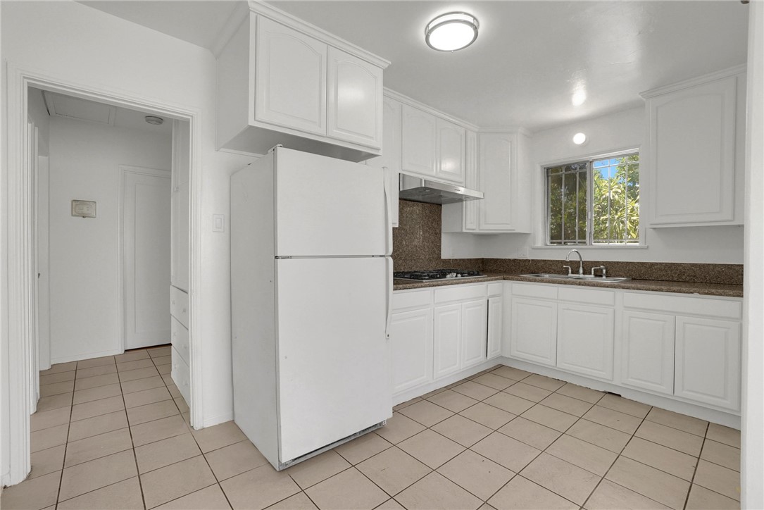 233 Russell Avenue