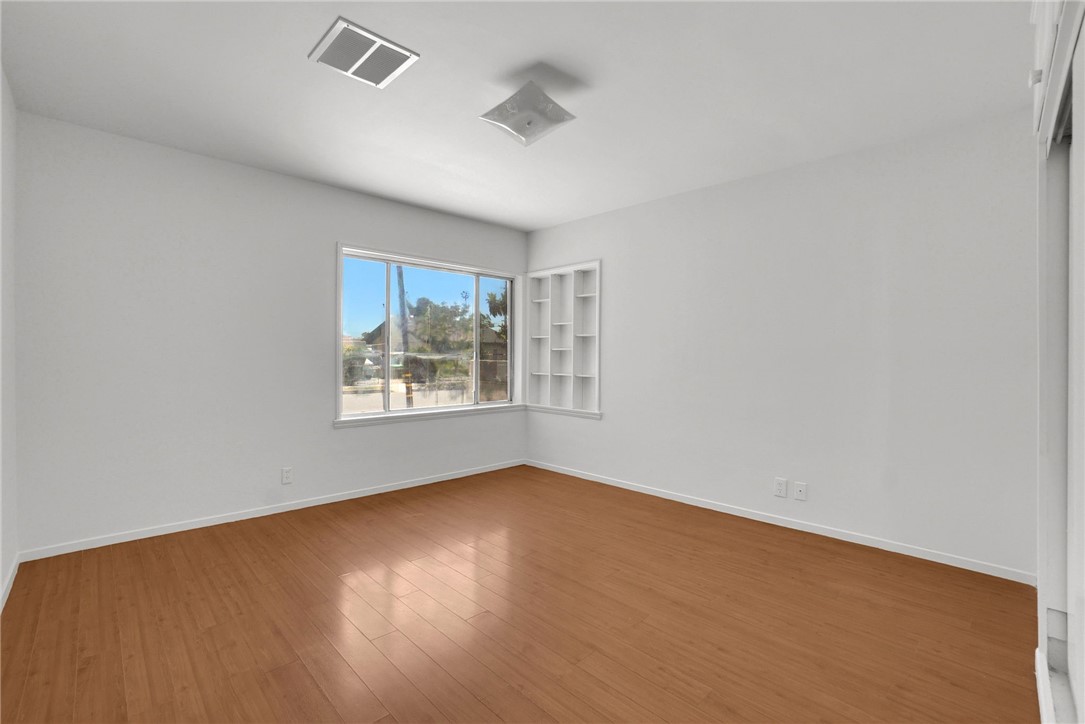 233 Russell Avenue
