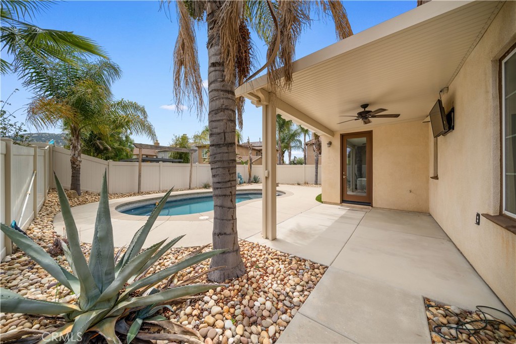 46239 Lone Pine Drive
