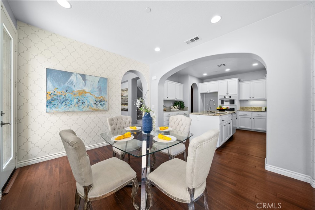 46239 Lone Pine Drive