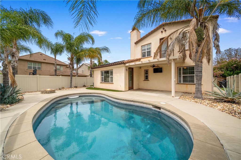 46239 Lone Pine Drive
