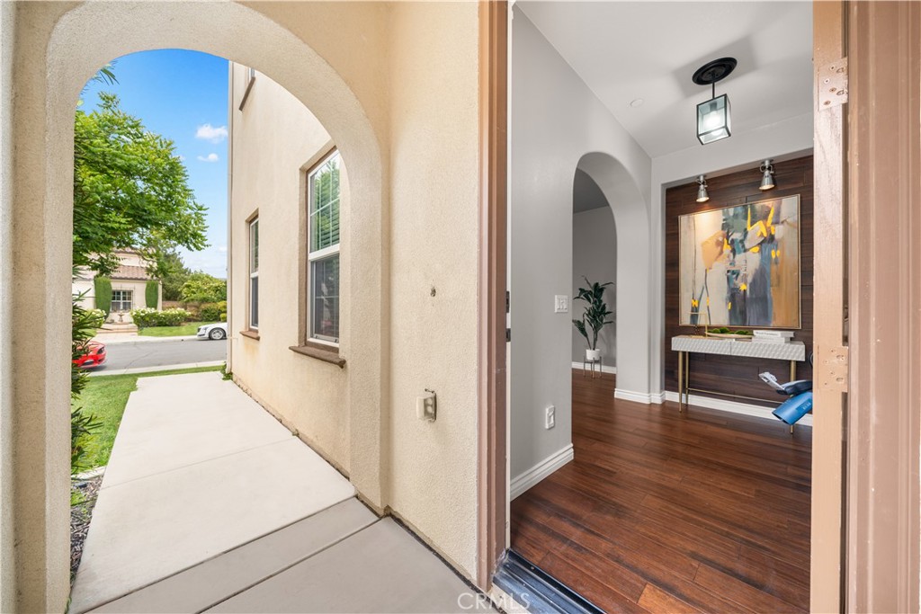 46239 Lone Pine Drive