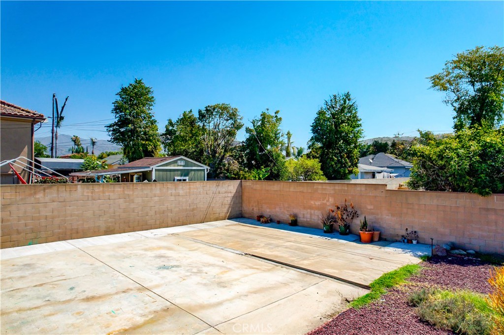 224 S Vernon Avenue