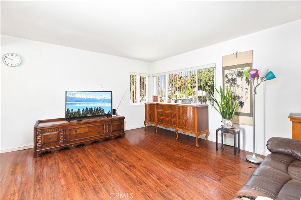 224 S Vernon Avenue