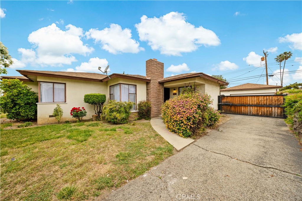 934 W Bonnie Brae Ct