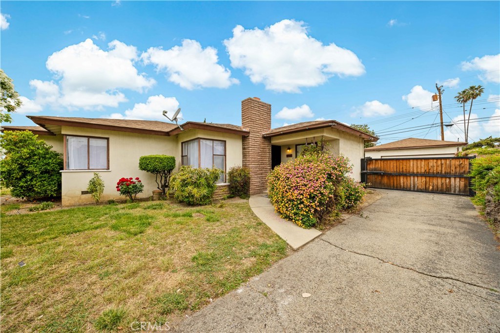 934 W Bonnie Brae Ct