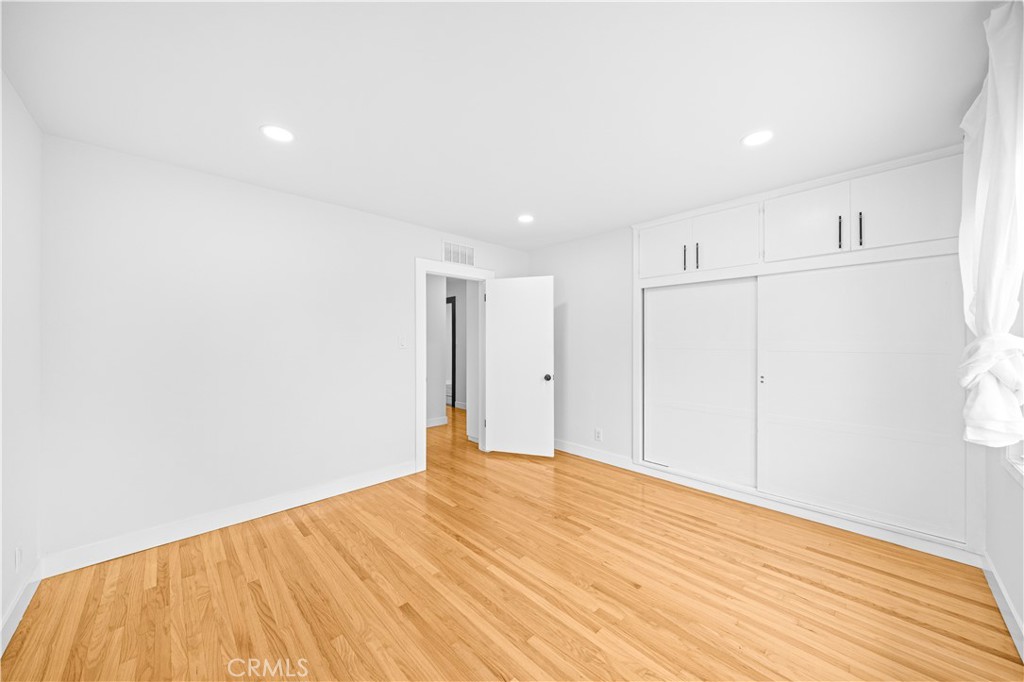 934 W Bonnie Brae Ct