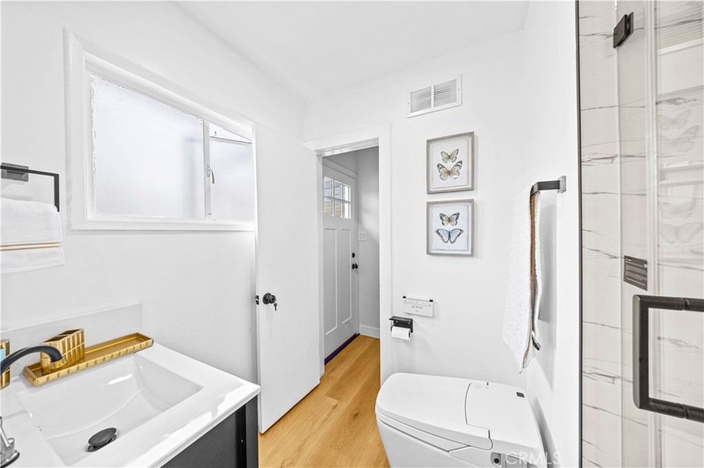 934 W Bonnie Brae Ct