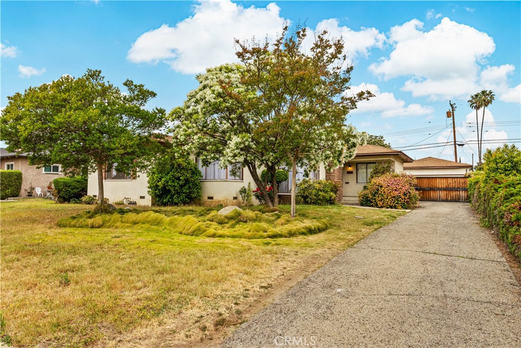 934 W Bonnie Brae Ct