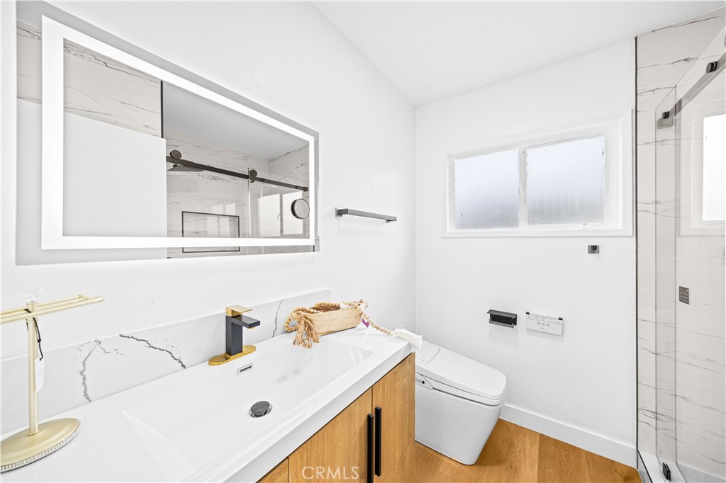 934 W Bonnie Brae Ct