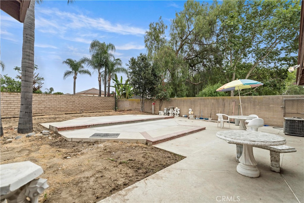 2919 S Caldwell Ave