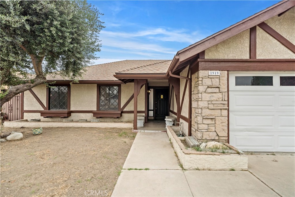 2919 S Caldwell Ave