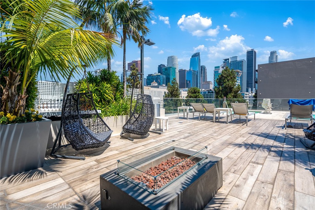 1050 S Grand Avenue 1208