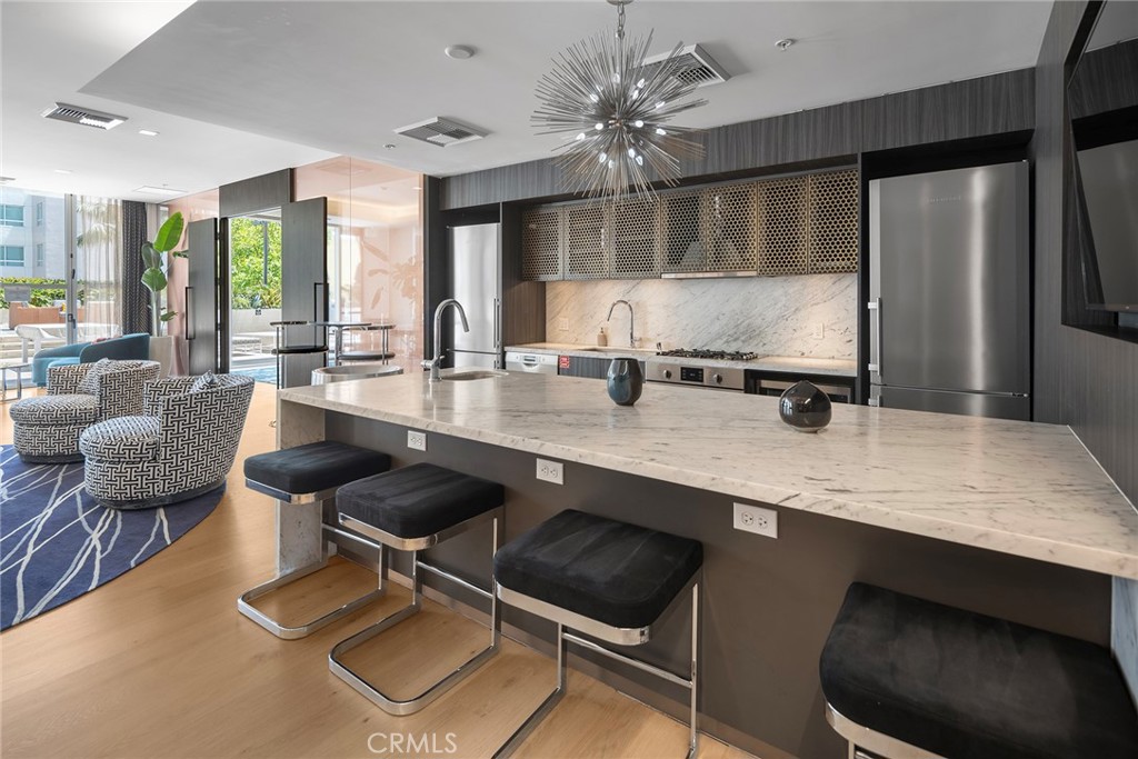 1050 S Grand Avenue 1208