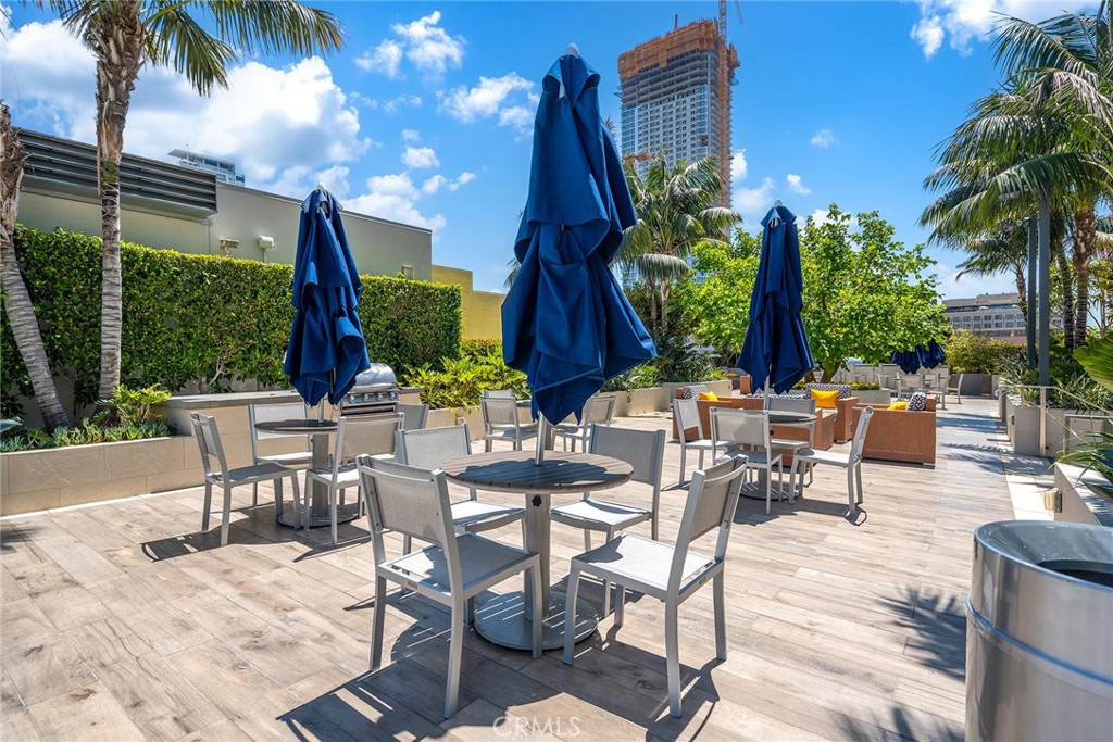 1050 S Grand Avenue 1208