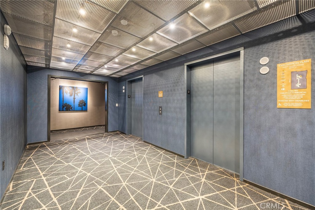 1050 S Grand Avenue 1208