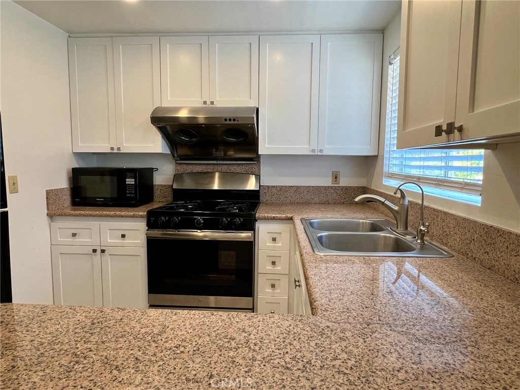 428 N Chapel Avenue B