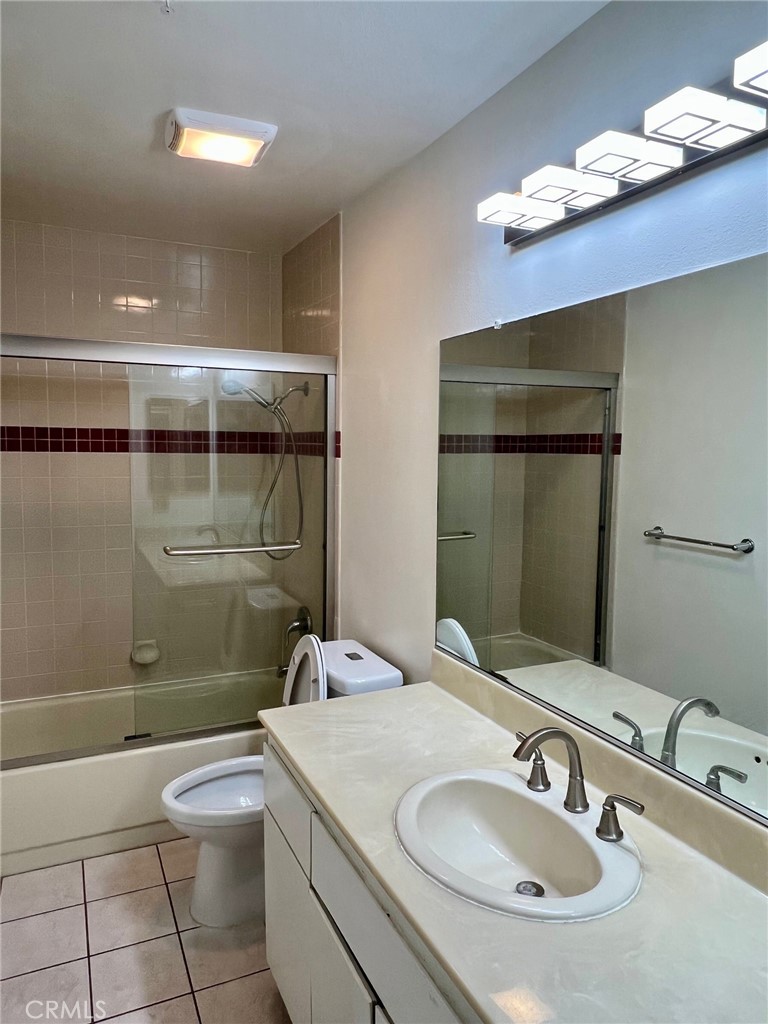 428 N Chapel Avenue B