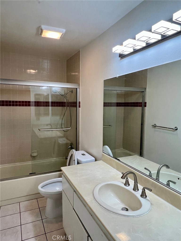 428 N Chapel Avenue B