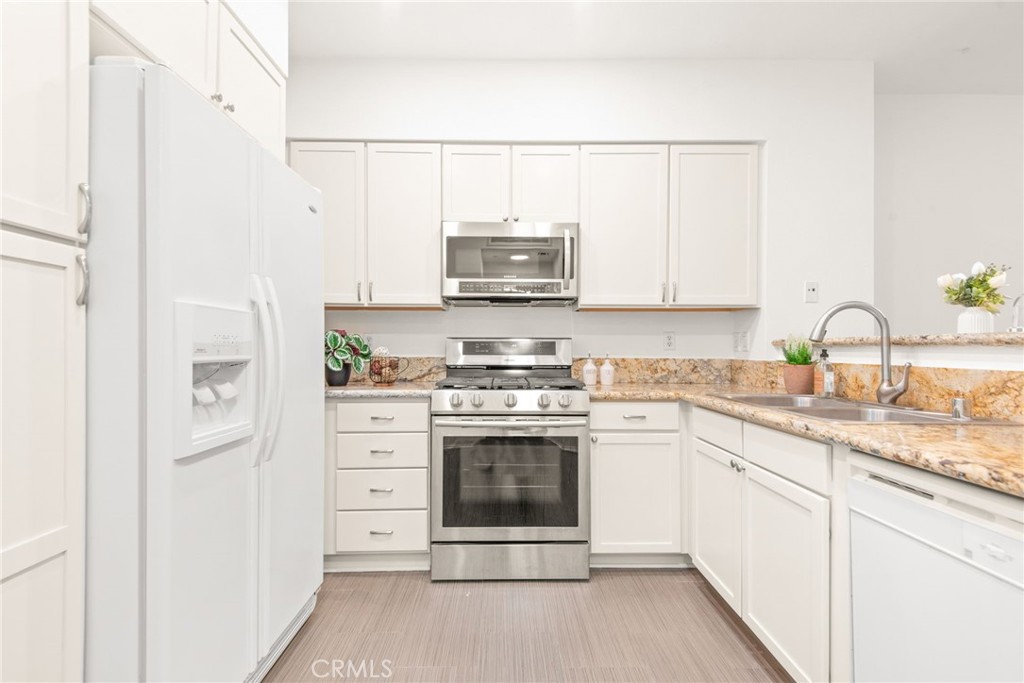 6400 Crescent E 121