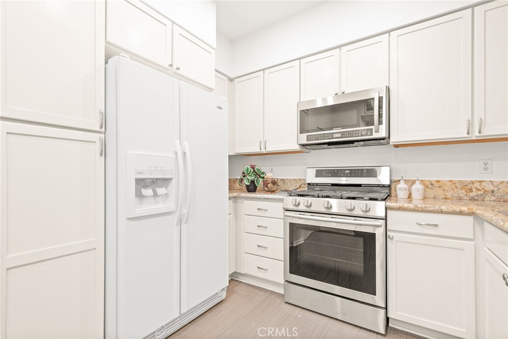 6400 Crescent E 121