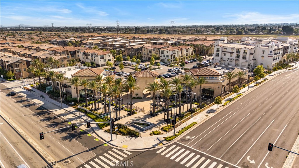 7356 Luminaire Place