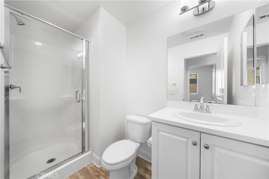 7356 Luminaire Place