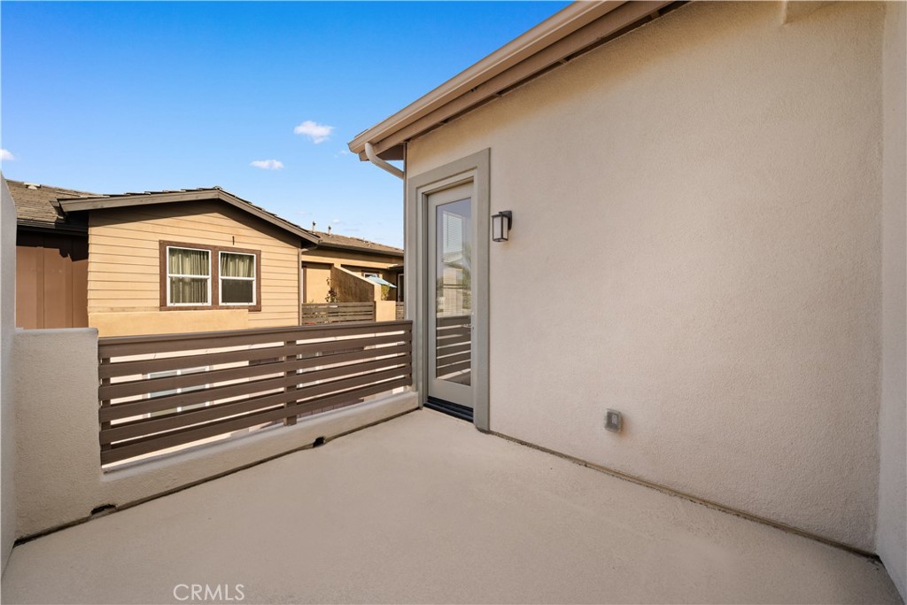 7356 Luminaire Place