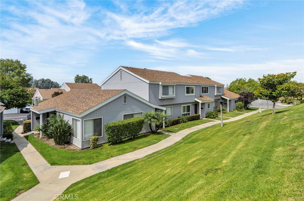 23509 Twin Spring Lane