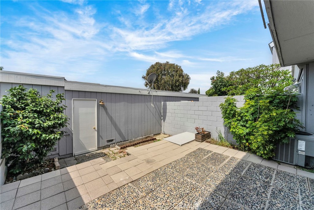 23509 Twin Spring Lane