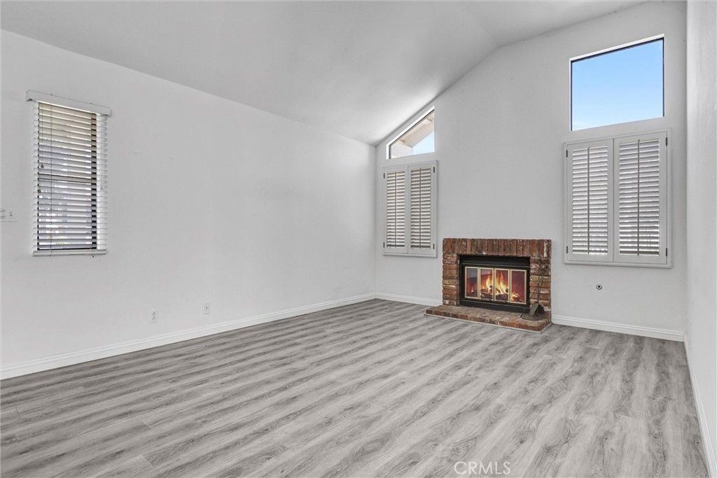 17 Gladstone 105
